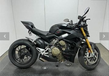 2022 Ducati Streetfighter