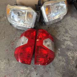 14-21 Toyota tundra Headlights And Taillights 
