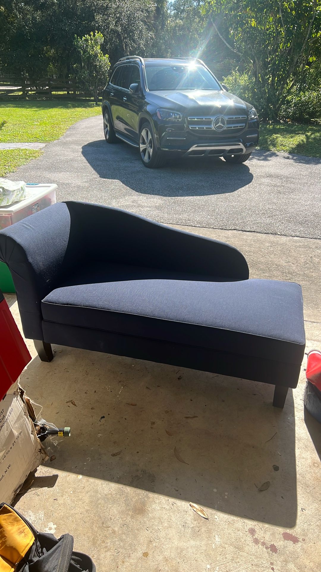 Chaise Lounge Excellent Condition