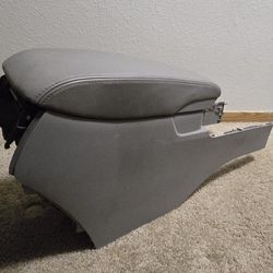 2007 - 2009 Toyota Camry Xv40 Hybrid 2.4L Center Console Armrest Storage Oem