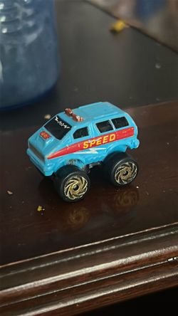 1987 Road Champs Mini Monster Wheels blue van
