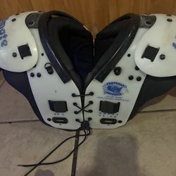 youth football shoulder pads