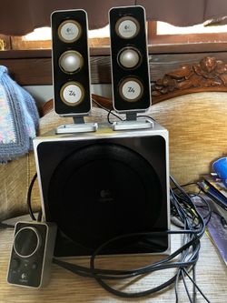 Logitech Z4 computer audio system