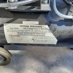 Central Pneumatic Air Compressor 125 Psi 
