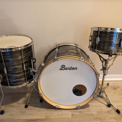 Barton 3-piece drum set with bags