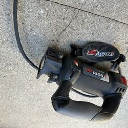 Rotozip rotary cutting tool