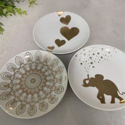 3 Small Serving Plates