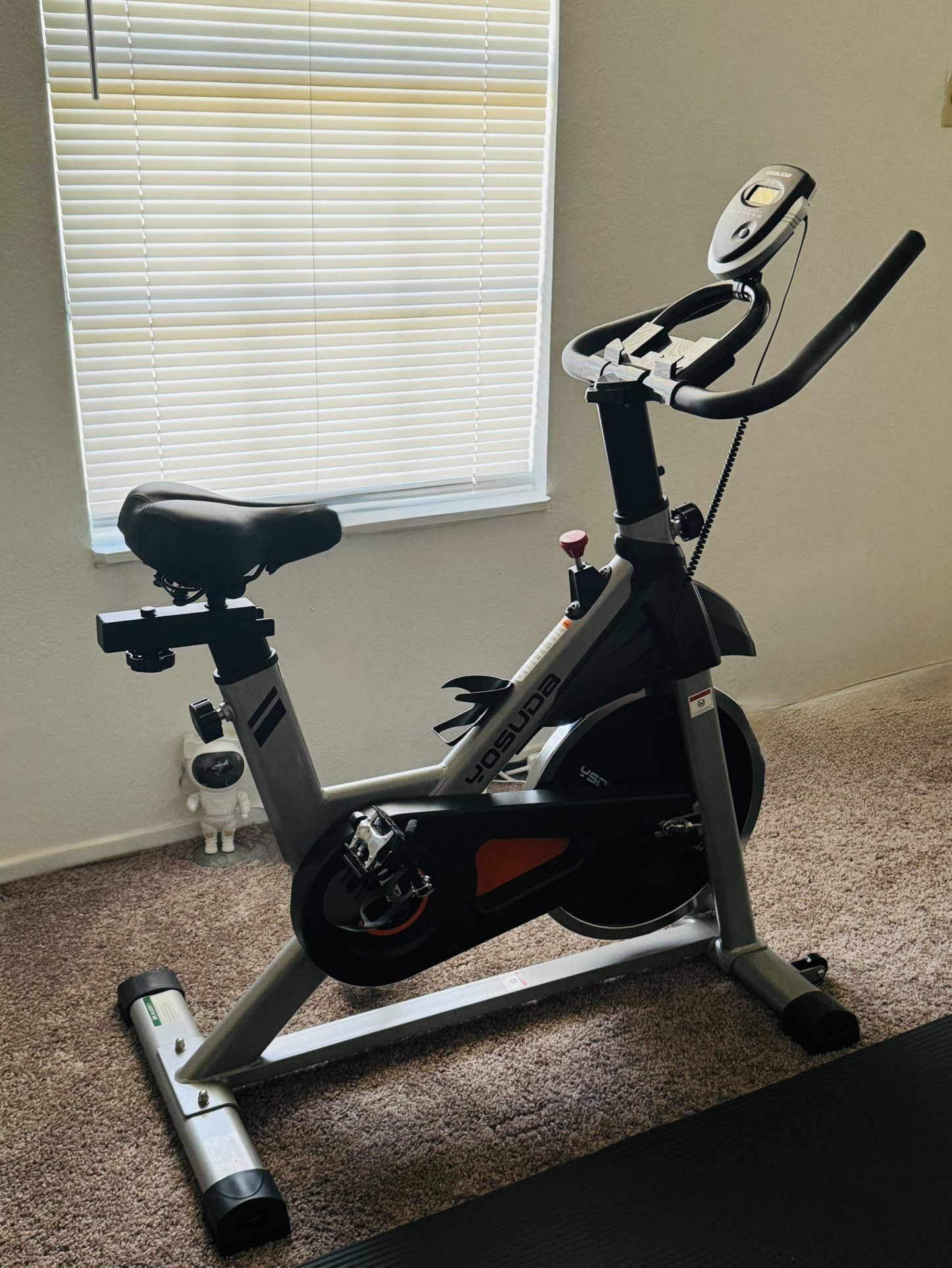 Indoor cycling bike