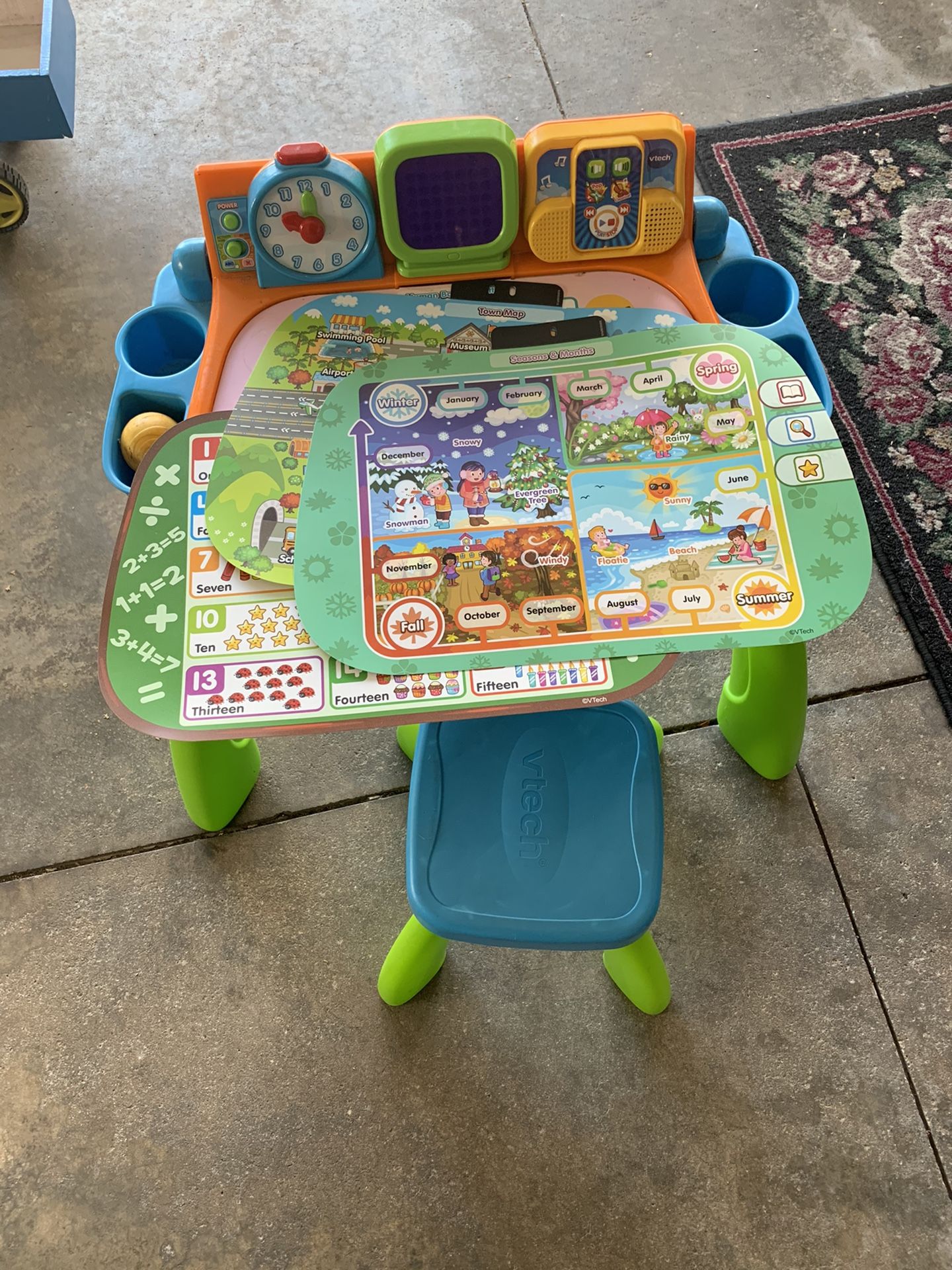 Vetch learning station