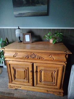 Vintage Oakwood Dry Sink/Server Cabinet