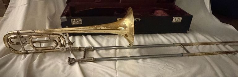 1991 Vincent Bach Stradivarius 42B Trombone Elkhart, IN with Heavy Duty Case and 2 Bach Mouthpieces