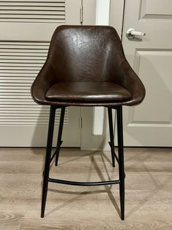 Set Of 4 Barstools 