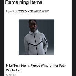 Men’s s Nike Tech Size Medium 
