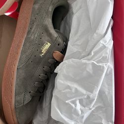 Puma shoes