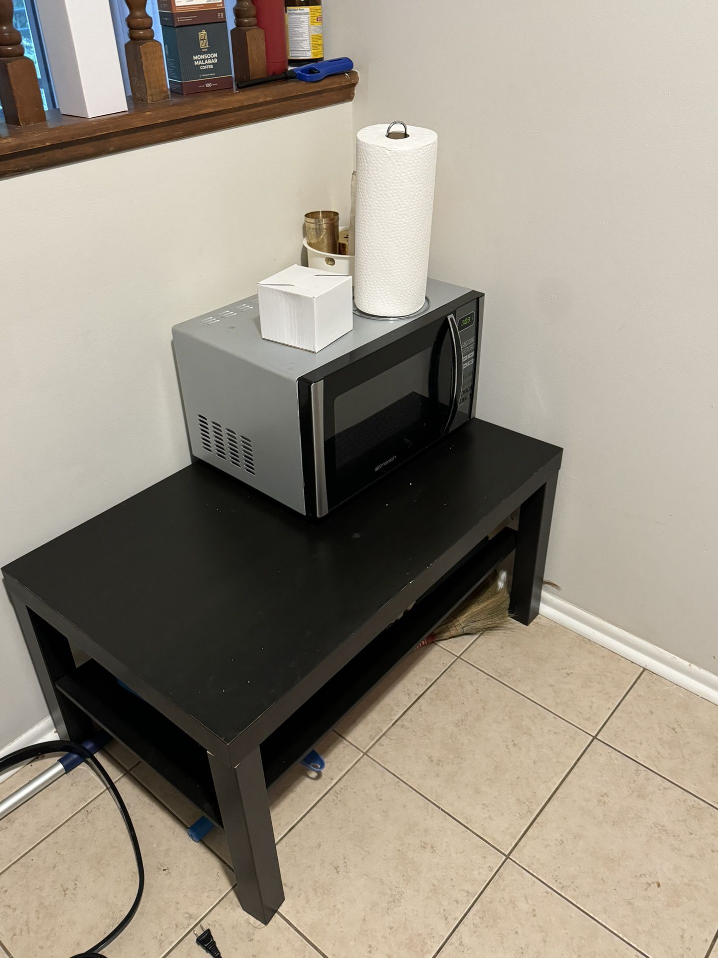 Microwave With Stand 