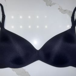 Skims wireless bra 32D