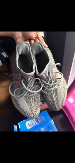 Buluga 350 yeezys size 9.5