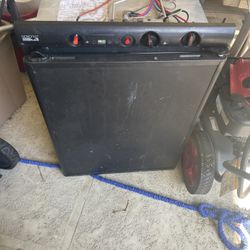 NorCold N302r Fridge And Freezer Propane,12 Volt And 120
