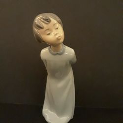 Zaphir "One Kiss" Fine Porcelain Figurine - Lladro