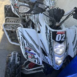 Suzuki LTZ 400