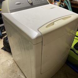 Whirlpool Electric Dryer - Needs Fixing