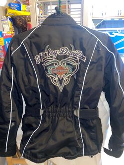 Harley Davidson jacket woman’s