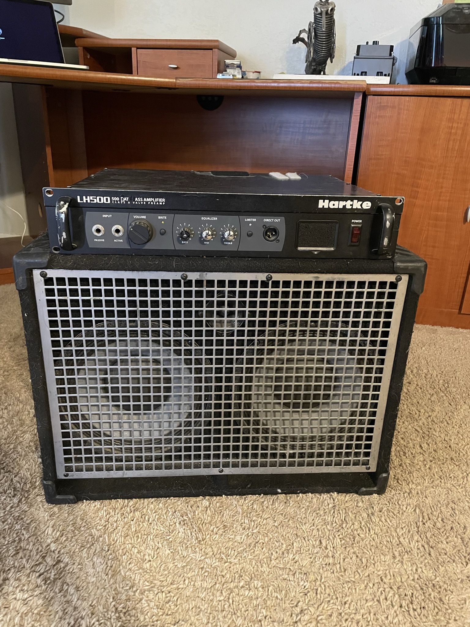 Hartke LH500 500 Watt Bass Amp w/ SWR Working Pro 2x10” Full Range Bass Cab