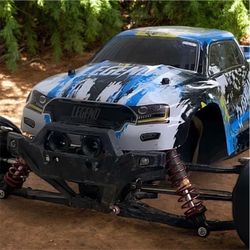 BRAND NEW AND SEALED EXTREMELY BIG Laegendary Legend 1/10 4WD RC Truck Ready-to-Run