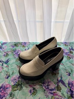Madden Girl Chunky Loafer Shoes – Cream Croc Embossed