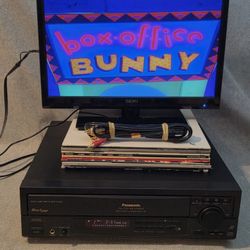 Panasonic Laserdisc Player Bundle With 10 Movies 