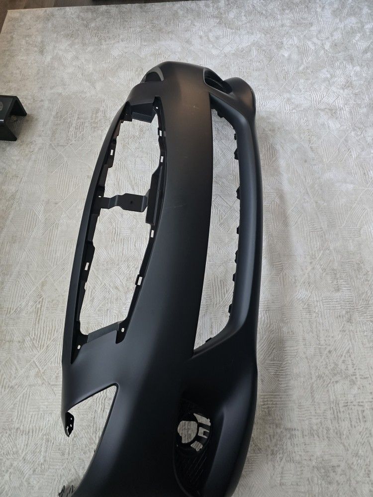 Infiniti G37 Front Bumper Cover 2008-2013