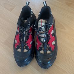 Burberry Sneakers
