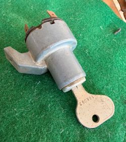 vw original 67 beetle "K" code ignition switch w/key