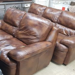 Nice Leather Sofa and Loveseat Set 