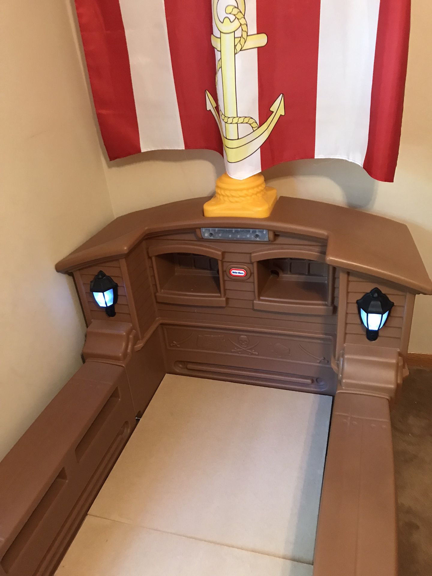 Little Tykes Pirate Ship Bed