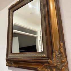 Vintage Ornate Wall Mirror – 32” x 27”