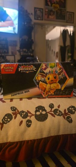 Pokemon TCG Scarlet & Violet Prismatic Evolutions  Surprise Box BRAND NEW Sealed (2 AVAILABLE)
