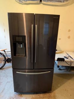 Samsung French Door Refrigerator – $500