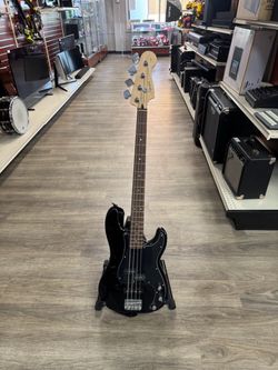 Squier Precision Bass