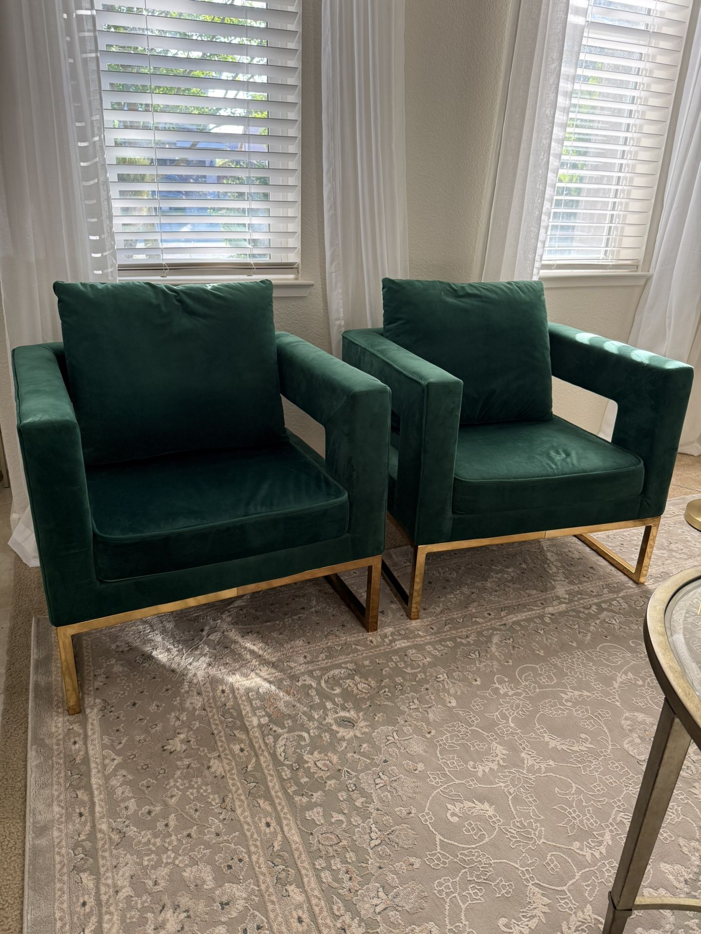 Liponis 30.12'' W Velvet Armchair