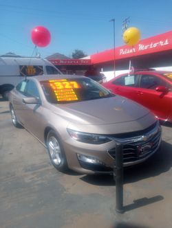 2023 CHEVROLET MALIBU LT.