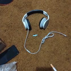 Brand New Headset Five Bucks