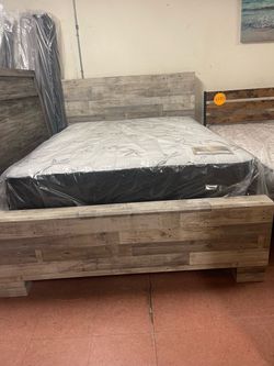 Queen size bed