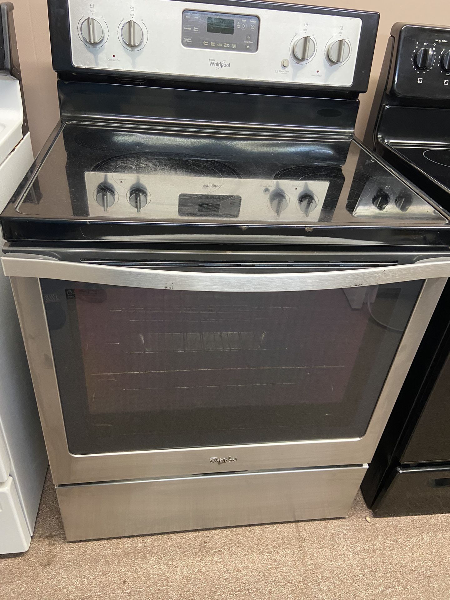 Whirlpool Electric Glasstop Stove