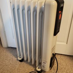 DeLonghi Oil-Filled Radiator Heater

