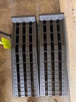 Pittsburgh Automotive 6,500 lb Portable Car Ramps – Like New