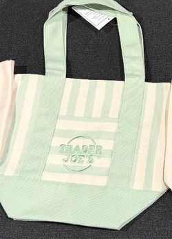 Trader Joe’s Summer Mini Totes