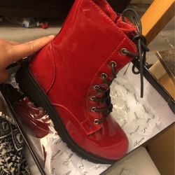 Womens Boots