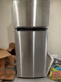 Whirlpool Stainless Steel Top-Freezer Refrigerator