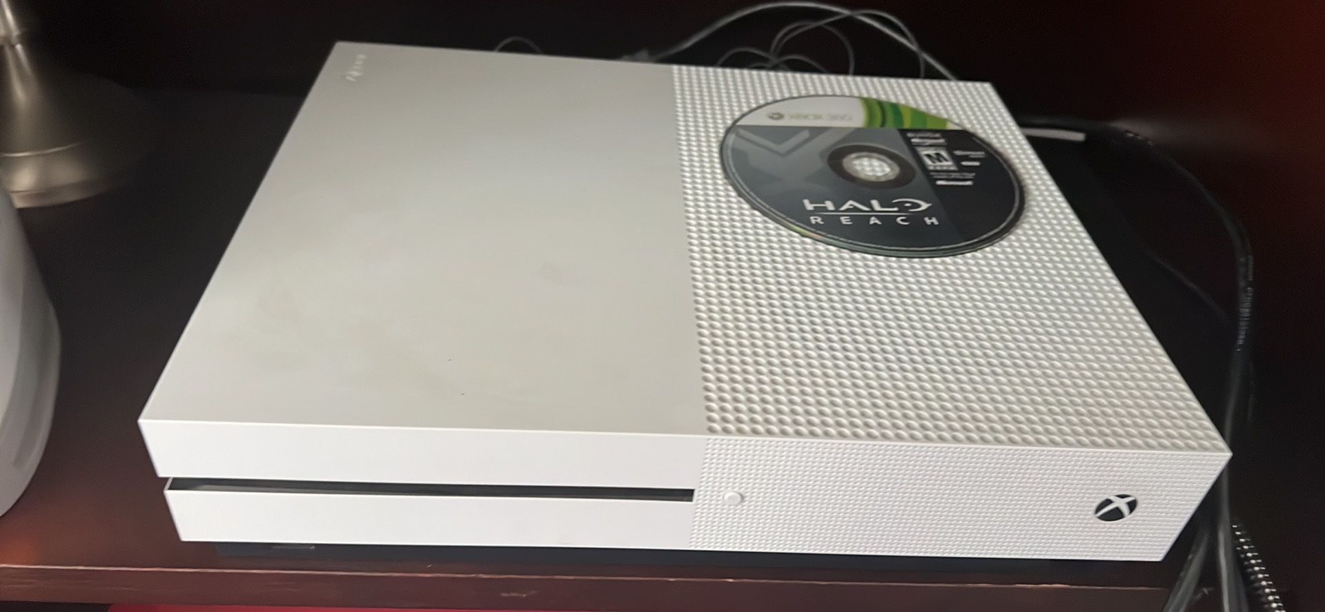 Xbox One S with Halo Reach and Rechargeable Controller